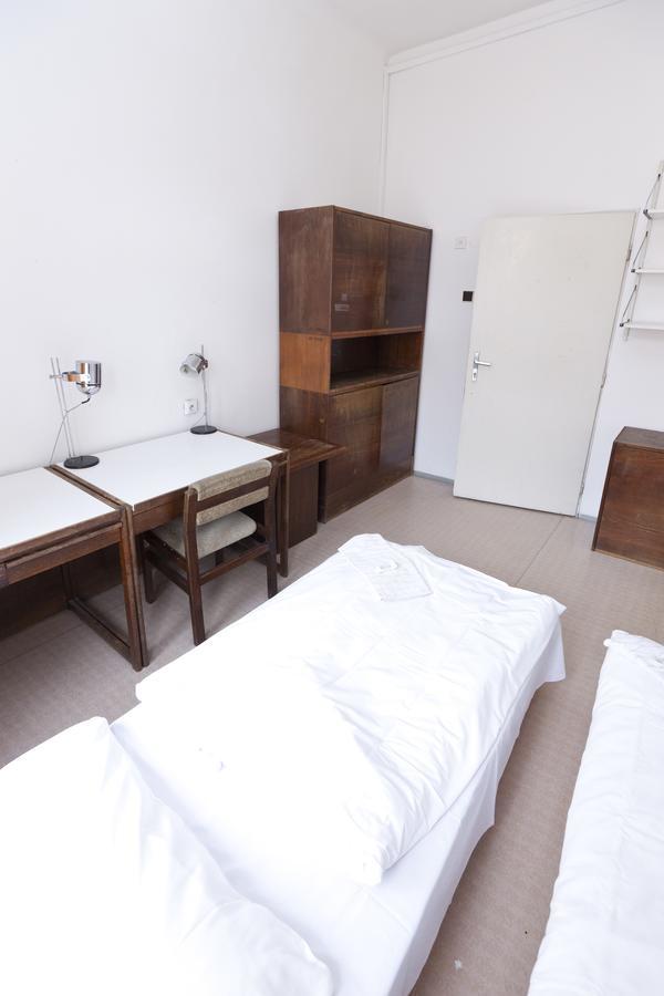 Hostel Hlavkova Prag Dış mekan fotoğraf