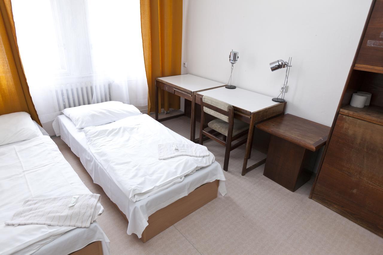 Hostel Hlavkova Prag Dış mekan fotoğraf